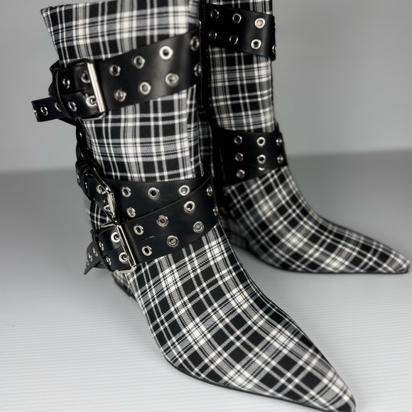Azalea Wang “Chalkis”Plaid Ankle Boots with Buckle Accents - Picture 2 of 3